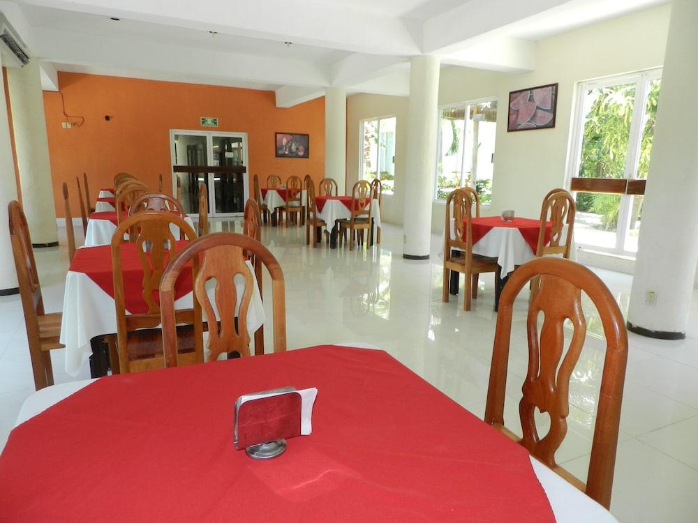 Paraiso Seyba Hotel Seybaplaya エクステリア 写真
